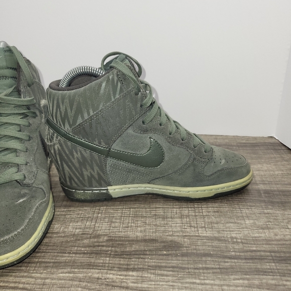 NIKE DUNK SKY HI WEDGE BOOTS 543258-302 Women's Size 7 Green - Picture 3 of 10